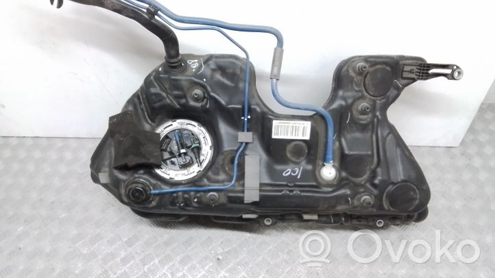 Mercedes-Benz GLC X253 C253 Serbatoio del carburante A2534708800