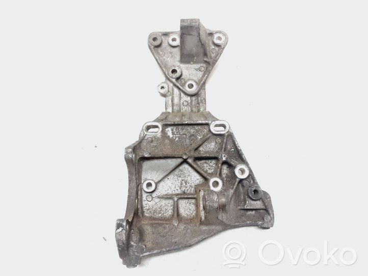 Volvo S80 Support de générateur / alternateur 30731516