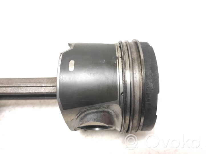 Volvo XC60 Piston avec bielle 81L123