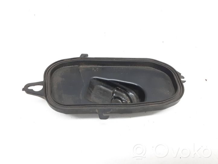 Volvo S60 Headlight/headlamp dust cover 89502328