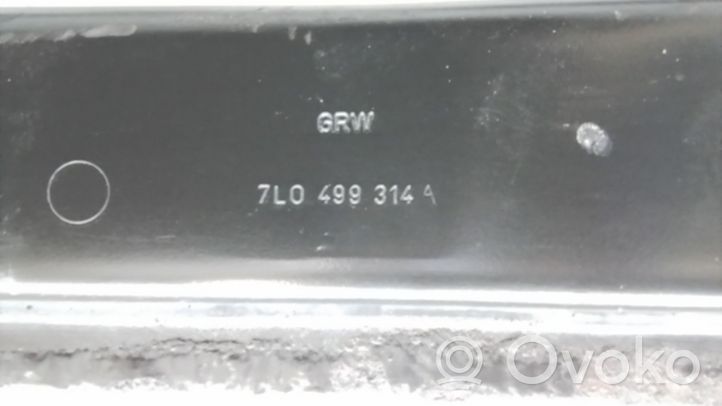 Audi Q7 4L Sous-châssis avant 7L0400025