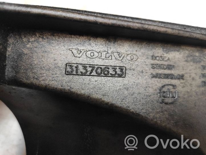Volvo V40 Łapa / Mocowanie skrzyni biegów 31370633