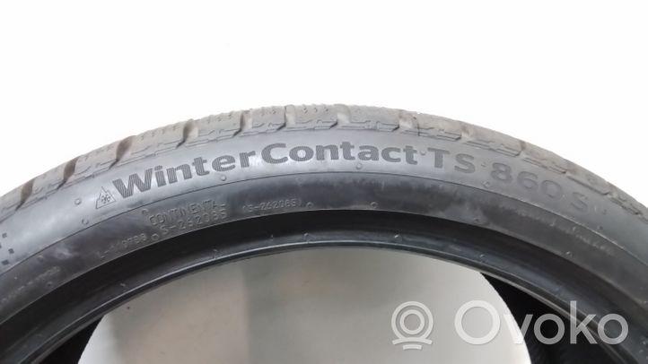 Mercedes-Benz C AMG W205 R19 winter tire 
