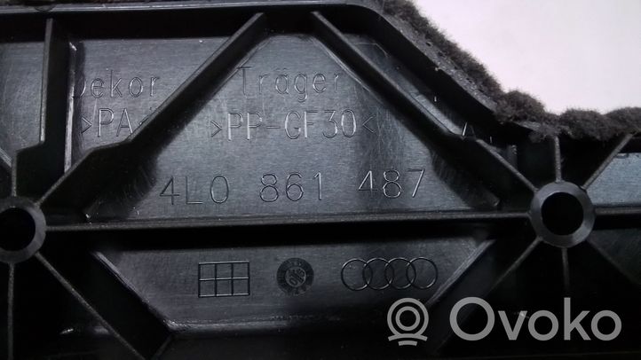 Audi Q7 4L Kita bagažinės apdailos detalė 4L0861487