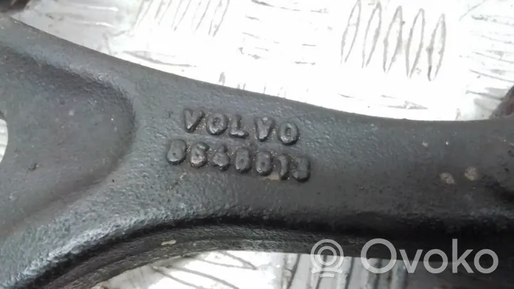 Volvo XC90 Braccio di controllo sospensione anteriore inferiore/braccio oscillante 8646613