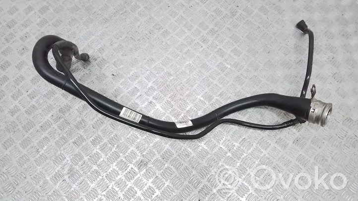 BMW 7 F01 F02 F03 F04 Tubo del cuello de del depósito de combustible 7185149