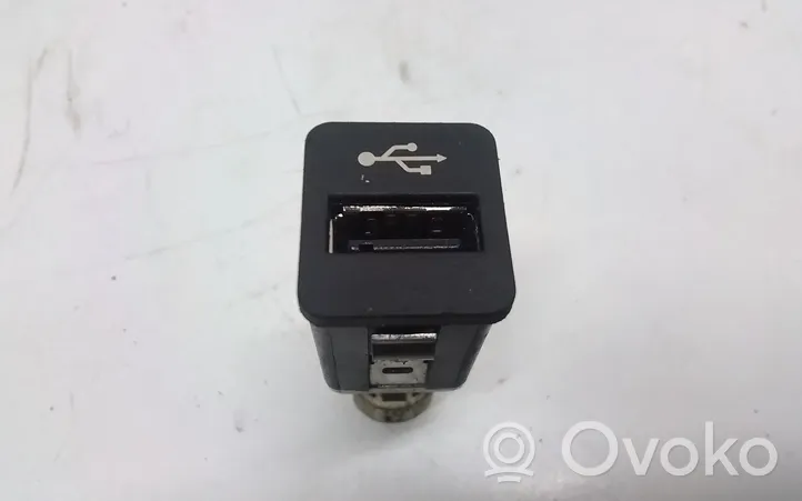 BMW 7 F01 F02 F03 F04 Connecteur/prise USB 9167196