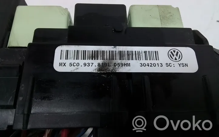 Volkswagen PASSAT B7 USA Module de fusibles 5C0937819L