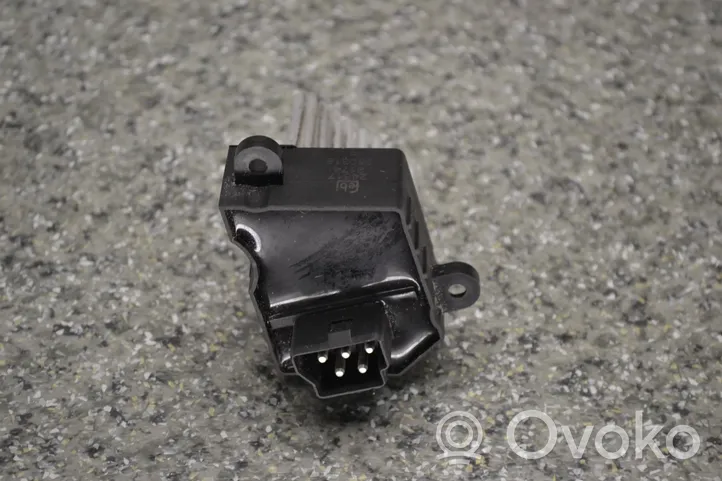 BMW 3 E46 Heater blower fan relay 050318