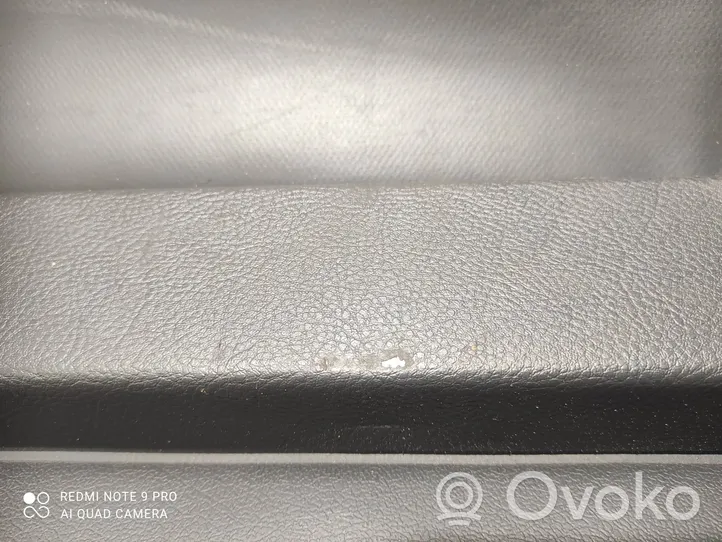 Toyota Avensis T220 Parcel shelf 