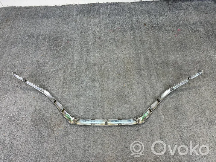 Suzuki Baleno IV Grille calandre supérieure de pare-chocs avant 71742-68P1