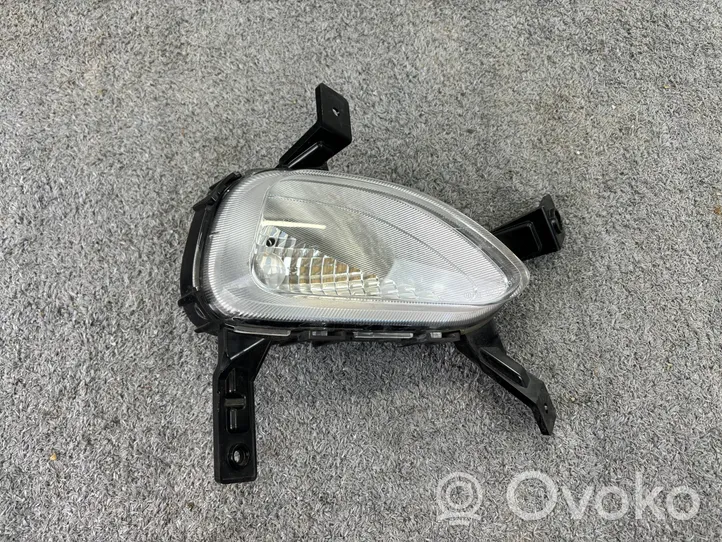 Hyundai i20 (GB IB) Miglas lukturis priekšā 92208C8700