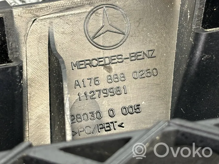 Mercedes-Benz A W176 Griglia superiore del radiatore paraurti anteriore A1768880260