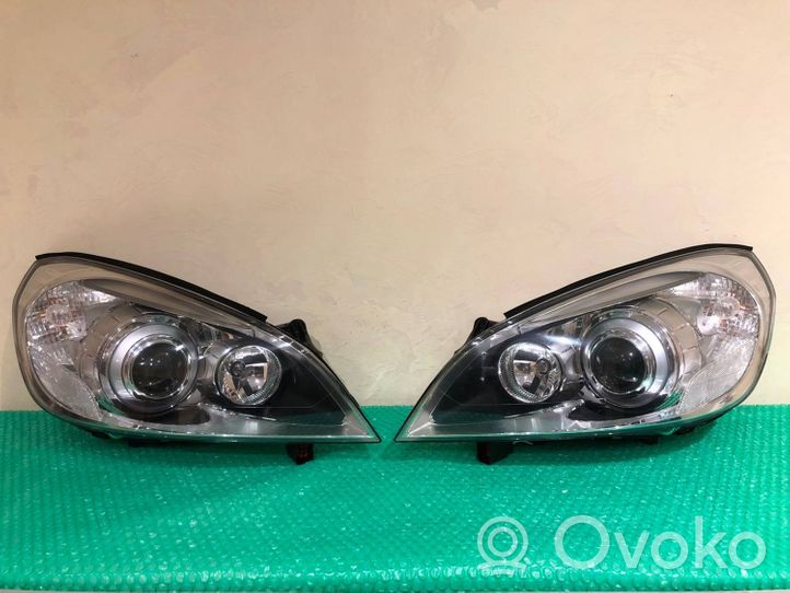 Volvo V60 Lampy przednie / Komplet 31299990