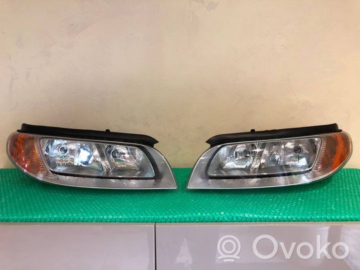 Volvo V70 Lot de 2 lampes frontales / phare 31214351
