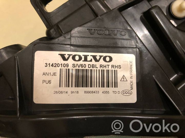 Volvo S60 Set di fari/fanali 31420109