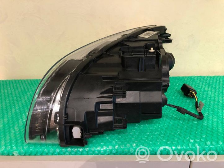 Volvo V60 Lampy przednie / Komplet 31420269