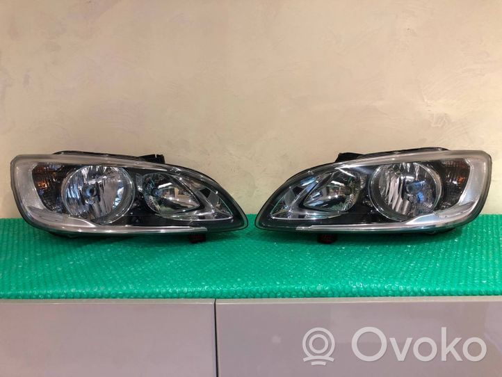 Volvo S60 Headlights/headlamps set 31420270