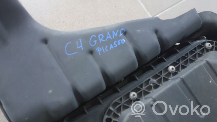 Citroen C4 Grand Picasso Zbiornik płynu AdBlue 9811106080
