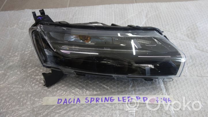 Dacia Spring Headlight/headlamp 266008993R