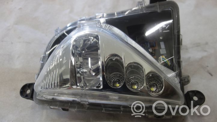 Toyota Prius (XW50) Front fog light 9922691002