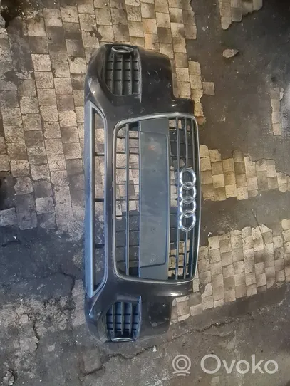 Audi A5 8T 8F Etupuskurin ylempi jäähdytinsäleikkö 8T0853651E