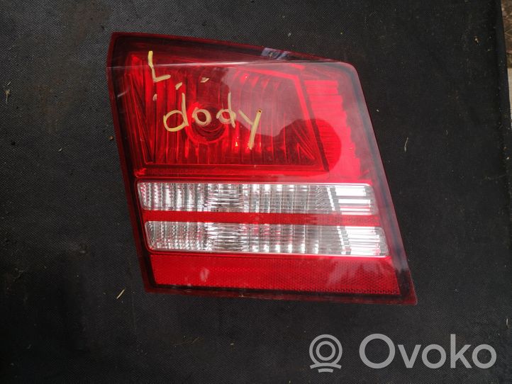 Dodge Journey Lampy tylnej klapy bagażnika 04806369AB