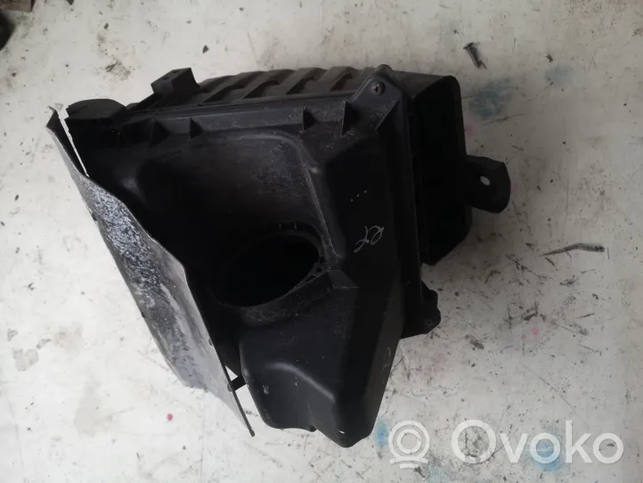 Seat Exeo (3R) Ilmansuodattimen kotelo 03G133837