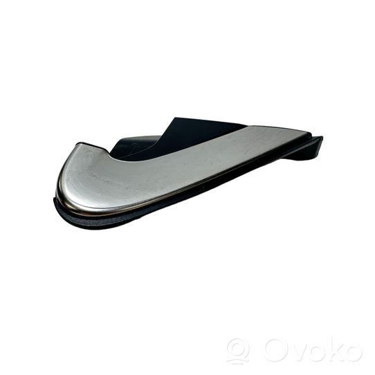 Subaru Outback (BT) Rivestimento dell’estremità del parafango 65250AN000