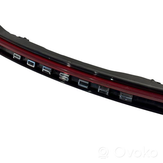 Porsche Macan Rear light center trim bar blend 95B945208A