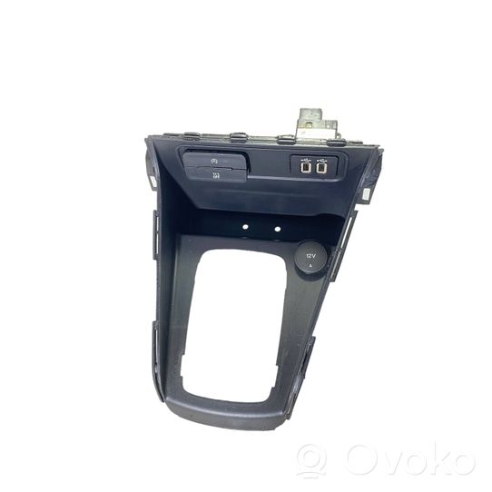 Ford Ecosport Altri elementi della console centrale (tunnel) GN15A044H80C