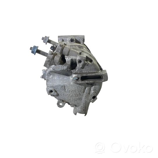 Chrysler Pacifica Ilmastointilaitteen kompressorin pumppu (A/C) 68225206AB