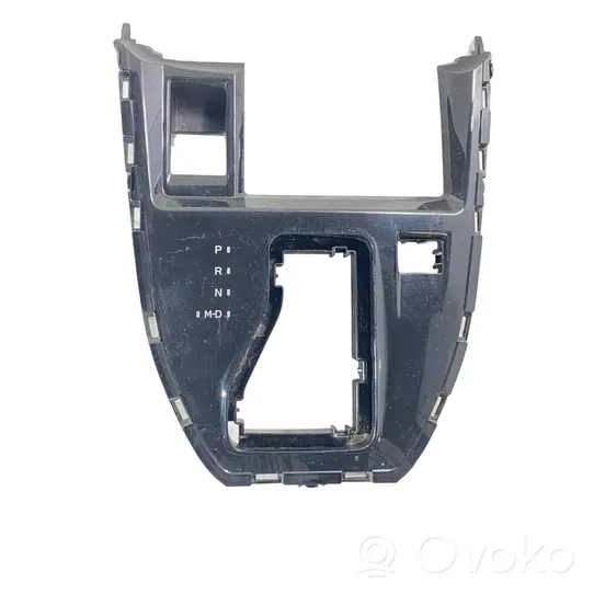 Subaru Outback (BT) Rivestimento in plastica cornice della leva del cambio 35179AN01B