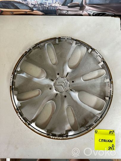 Citroen C1 R15 wheel hub/cap/trim 