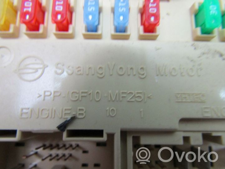 SsangYong Korando Module de fusibles 8219037122