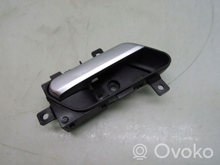 Nissan Qashqai J12 Klamka wewnętrzna drzwi przednich 806706UA0A