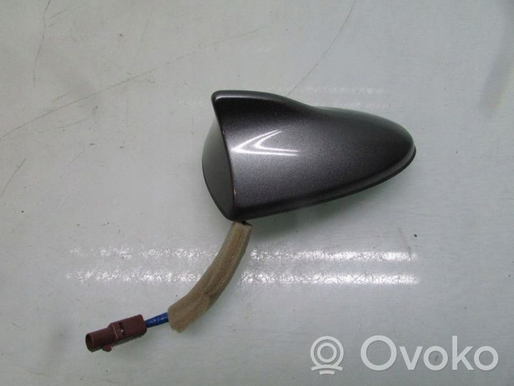 Infiniti Q30 Copertura dell’antenna tetto (GPS) 