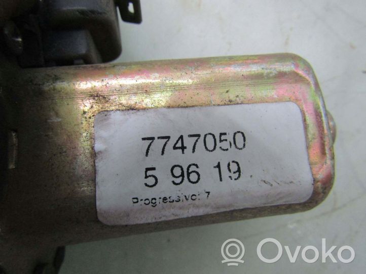 Fiat Punto (176) Alzacristalli della portiera anteriore con motorino 7747050