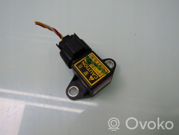 Nissan Micra Sensore d’urto/d'impatto apertura airbag 319551BN0A