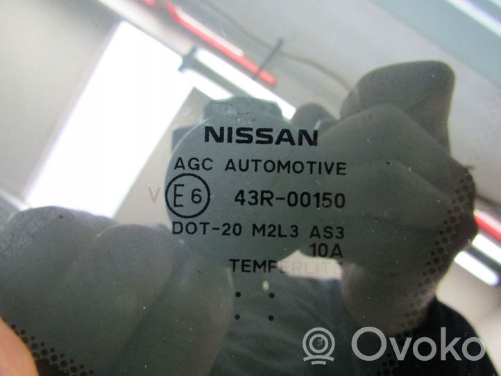 Nissan X-Trail T33 Finestrino/vetro retro 