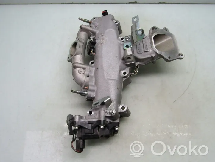 Mazda 3 Kolektor ssący HF0120130