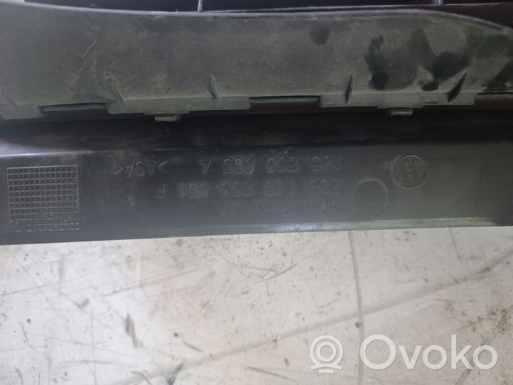 Volkswagen Bora Maskownica / Grill / Atrapa górna chłodnicy 1J5853651