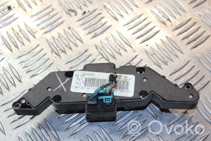 Mercedes-Benz ML W163 Sudedamo stogo jungiklis 4475764202