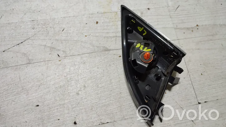 Mercedes-Benz A W176 Enceinte haute fréquence de porte avant A1767200111