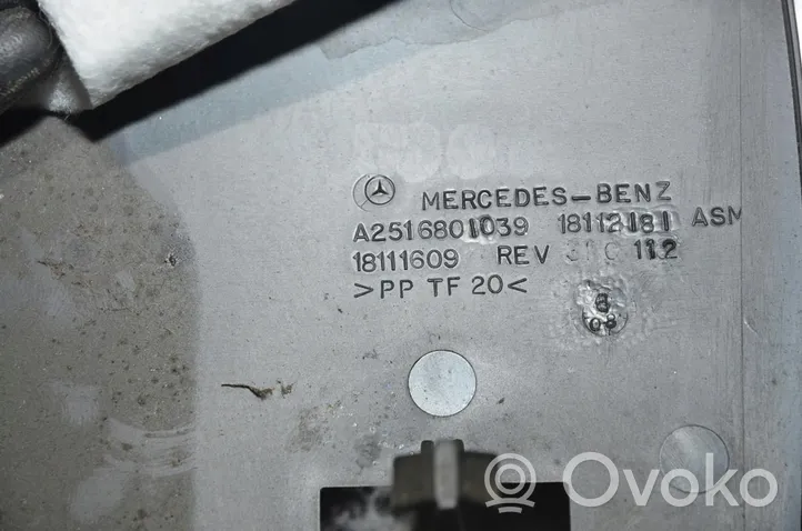 Mercedes-Benz R W251 Element deski rozdzielczej / dół A2516801039