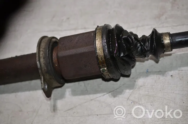 Volvo V40 Front driveshaft 