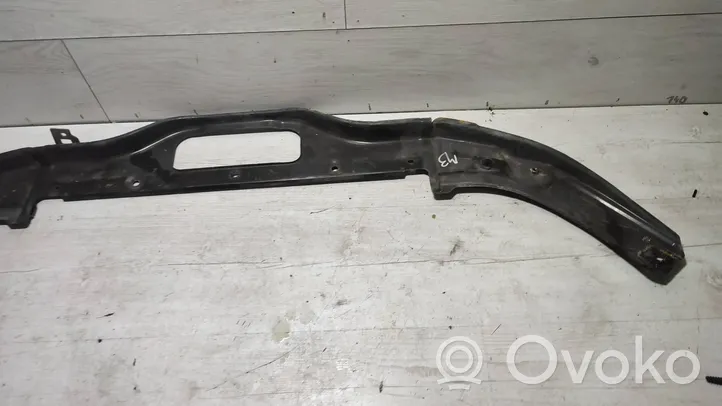 Mazda 3 III Rivestimento della modanatura della chiusura del vano motore/cofano 