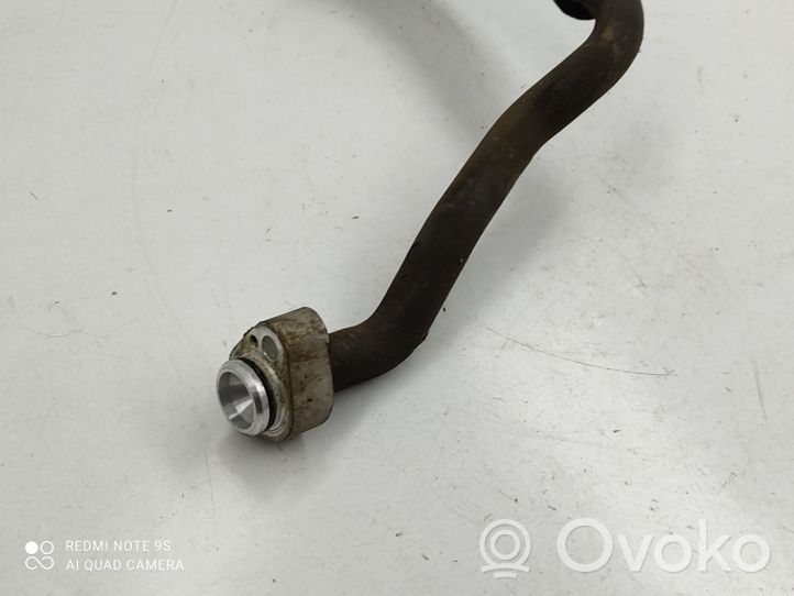 Land Rover Discovery 3 - LR3 Air conditioning (A/C) pipe/hose 