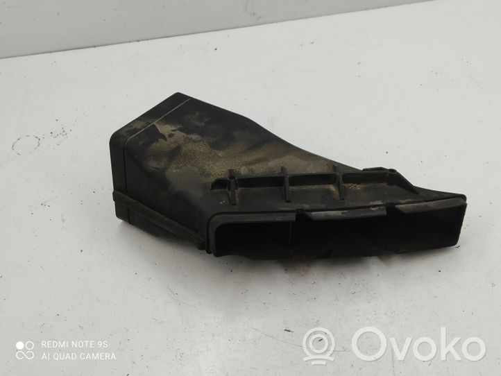 Audi A6 S6 C6 4F Część rury dolotu powietrza 4F0129521