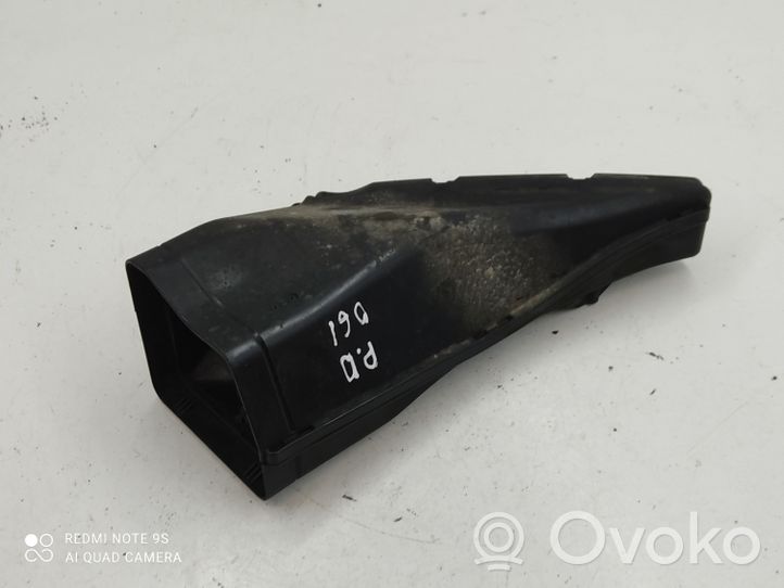 Audi A6 S6 C6 4F Oro paėmimo kanalo detalė (-ės) 4F0129521